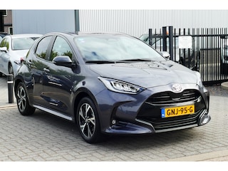 Toyota Yaris 1.5 Hybrid 115 First Edition. Adap Cruise, Carplay/Android Navi, Camera, Stoel&StuurVerw, Haak 450kg