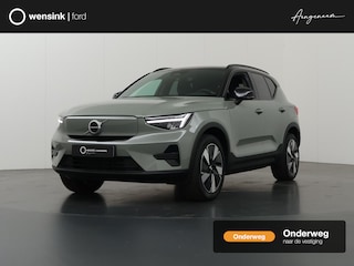 Volvo XC40 Single Motor Core 69 kWh | Navigatie | Stoelverwarming | Stuurwielverwarming | Achteruitrijcamera | Apple Carplay/Android Auto |