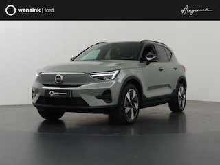 Volvo XC40 Single Motor Core 69 kWh | Navigatie | Stoelverwarming | Stuurwielverwarming | Achteruitrijcamera | Apple Carplay/Android Auto |