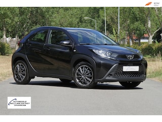 Toyota Aygo 1.0 VVT-i MT Play / Airco / Achteruitrijcamera / Elektrische ramen / Carplay / enz.