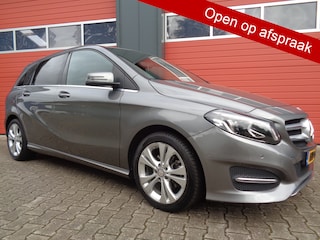 Mercedes-Benz B-klasse 180 Ambition 123PK Automaat Clima Cruise Navi 2E-Eigenaar NL-Auto