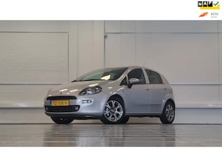 Fiat Punto Evo 0.9 TwinAir Sempre 100% Dealer onderhouden Trekhaak Navi Mooi!