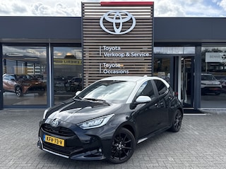 Toyota Yaris 1.5 Hybrid Executive Bi-Tone | PDC V+A | HUD