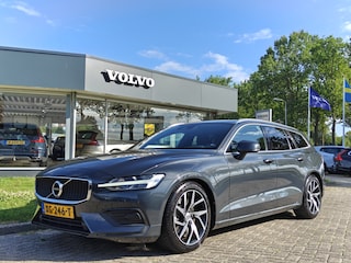 Volvo V60 T5 252PK Momentum | BLIS | Trekhaak | Elektr. Kofferklep | Carplay | ACC | PDC V+A | Camera Achter |