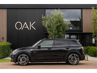 Mini Clubman 2.0 Cooper S F1 Aut. | JCW-Trim | Navi | Panorama | Lounge Leder | H&K | Head-Up | Camera | 19"LM | Midnight Black