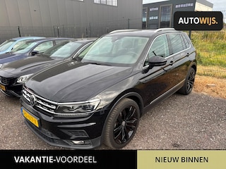 Volkswagen Tiguan 1.4 TSI ACT Comfortline Business|PANO|CARPLAY|LED|KEYLESS|NL AUTO|BTW