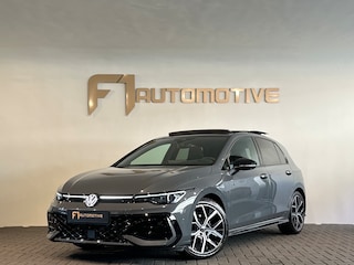 Volkswagen Golf 1.5 eTSI Pano|HuD|Trekhaak|360 Camera|Keyless|ACC|Sfeer|Lane Assist