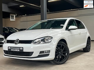Volkswagen Golf 1.4 TSI Connected Series Automaat/Carplay/Trekhaak