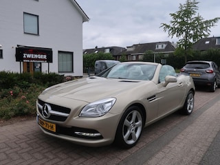 Mercedes-Benz SLK 200 Aut MAGIC SKY-PANORAMADAK|CARPLAY|VLEUGELDEUREN|AIRSCARF|AIRCO|BLUETOOTH