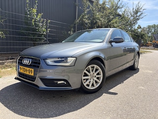 Audi A4 Limousine 1.8 TFSIe Edition / NAVI / CRUISE / CLIMATE / 132dkm! NAP!