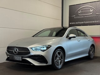 Mercedes-Benz CLA 250e AMG Line Pano, ACC, Sfeerverlichting, LED, Stuurverwarming, Trekhaak, Keyless, Standkachel, Airco
