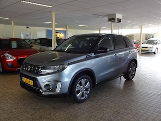 Suzuki Vitara 1.4 Smart Hybrid Select Orig.Ned, Trekhaak, Navigatie
