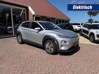 Hyundai Kona EV COMF SMART 64 KWH ELECTRIC