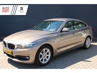 BMW 3-serie GT 320i Business Navigatie Cruisecontrole