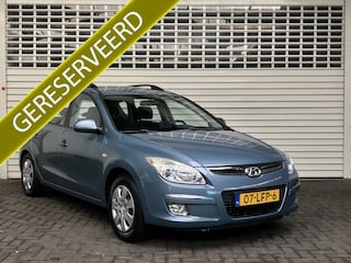 Hyundai i30 CW 1.6i Dynamic Rijklaarprijs!