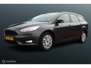 Ford Focus Wagon 1.0 EcoBoost Trend Edition, Stoel-stuurverwarming, Cruise, Clima, Navi, App connect, Pdc voor + achter