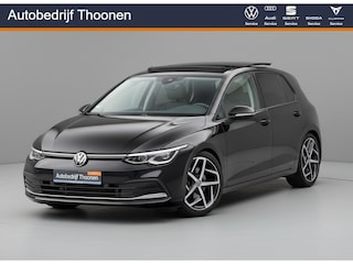 Volkswagen Golf 1.5 eTSI Style 150 pk | pano | trekhaak | 18"