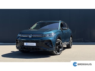 Volkswagen Tiguan 1.5 TSI 272pk eHybrid R-Line | R-Line | Panodak | Trekhaak | Carplay | 360 Camera |