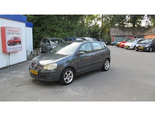 Volkswagen Polo 1.4-16V Optive