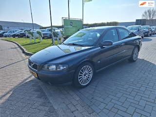 Volvo S60 2.4 Edition / Zeer comfortabel / APK maart 2027
