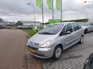 Citroën Xsara Picasso 1.6i Attraction / Comfortabel / APK november 2026