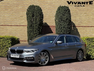BMW 5-serie Touring 520i High Executive Pano*Head-Up*Memory*