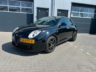 Alfa Romeo Mito 1.4 Distinctive Nieuwe APK / Grote onderhoudsbeurt