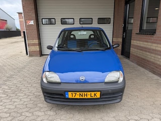 Fiat Seicento 1.1 2003 weinig km 2e eigenaar APK nieuw