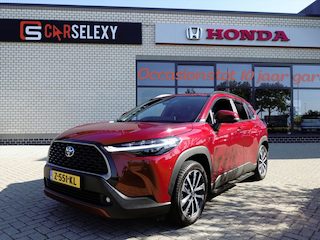 Toyota Corolla Cross 2.0 High Power Hybrid 197pk eCVT Executive Trekhaak en 4 Seizoenenbanden en Treeplanken