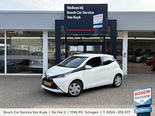 Toyota Aygo 1.0 VVT-i x-play / NL-Auto / 93.000 KM / Radio-Bluetooth / Airco / Camera-Achter / 15'' All-Seasons / ENZ.