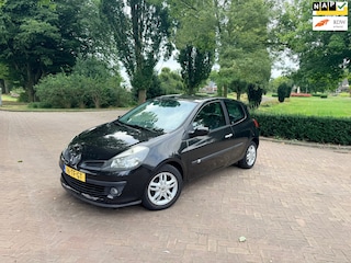 Renault Clio 1.4-16V Exception | Airco | Nw.APK | Sport