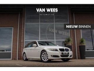 BMW 3-serie Touring 318i Executive | Facelift | Cruise control | Comfort Package | Climate control | PDC achter | Regensensor | Radio Professional | 17 inch | Stuurwiel multifunctioneel