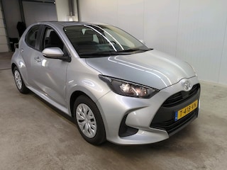 Toyota Yaris 1.5 VVT-i Active, Camera! Carplay! VERWACHT!!