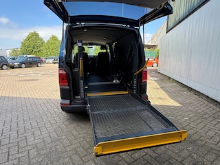 Volkswagen Transporter 2.0 TDI L2H1 Handgas / Rolstoellift