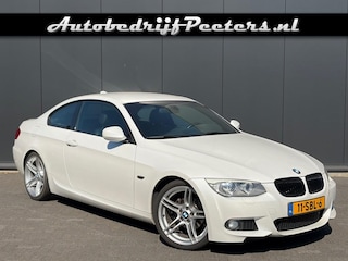 BMW 3-serie Coupe 320i M Sport 2e eig. NL-auto Xenon H/K Leder Navi