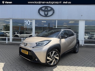 Toyota Aygo 1.0 VVT-i MT Premium met Cabriodak, JBL, All season, 1e eigenaar, NL auto, slechts 3488KM!