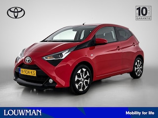 Toyota Aygo 1.0 VVT-i x-joy | Dealer onderhouden | Apple CarPlay/Android Auto | Climate Control | DAB | Automatische verlichting | Velgen | Elektrische ramen voor | Buitenspiegels elektrisch verstelbaar |