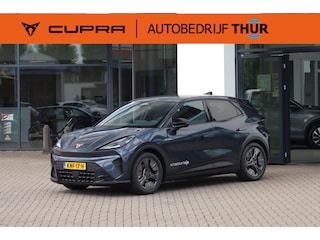 Cupra Raval Business First Edition 56 kWh 211PK / 155kW, Apple Carplay & Android Auto, automatisch grootlichtassistent, verwarmbare voorstoelen, verwarmbaar multifunctioneel lederen stuurwiel, achteruitrijcamera (Rear View), parkeersensoren voor en achter (PDC), elektrisch verstelbare bestuurdersstoel met geheugen, elektrisch verstel-, verwarm- en inklapbare buitenspiegels, rijprofielen (Driving Profiles), keyless go & entry, DAB+ etc.
