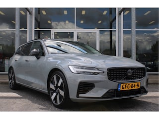 Volvo V60 T8 455PK Automaat Plug-in hybrid AWD Ultra Dark | Head-up | Schuif/kanteldak | Trekhaak | Pilot Assist | BLIS | H&K Audio |