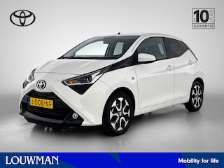 Toyota Aygo 1.0 VVT-i x-joy Automaat | NIEUW GELEVERD & ONDERHOUDEN | Climate Control | Apple Carplay / Android Auto |