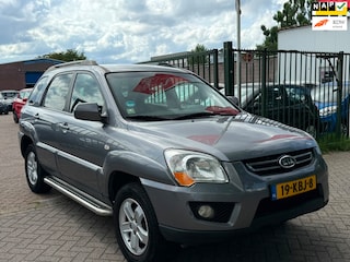 Kia Sportage 2.0 CVVT X-ecutive 1e eigenaar dealer onderhouden cruis control trekhaak airco