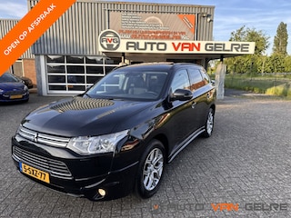 Mitsubishi Outlander 2.0 PHEV Leder Panodak Xenon NL Auto NAP Luxe Uitv.
