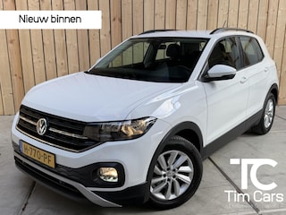 Volkswagen T-Cross 1.0 TSI Life Apple CarPlay/Android Auto | Adaptieve cruise control | Airconditioning | DAB ontvanger | Dode hoek detectie | Lichtmetalen velgen | Parkeersensoren voor en achter
