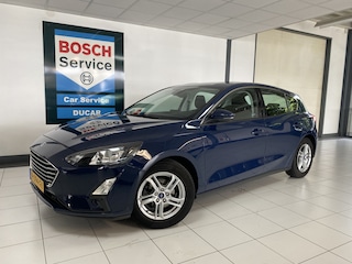 Ford Focus 1.0 EcoBoost Trend Edition Business Navigatie  / Carplay /Led verlichting /airco