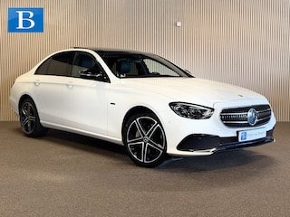 Mercedes-Benz E-klasse 300e 4 Matic Avantgarde-PANORAMA-NIGHT-WIDESCREEN-CAMERA-SPOORPAKKET-COMPLEET