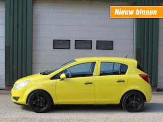 Opel Corsa 1.2-16V ESSENTIA