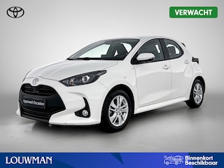 Toyota Yaris 1.5 Hybrid Active | BTW voertuig | Keyless Entry/Start | Climate Control | Cruise Control Adaptive | Achteruitrijcamera | Velgen |