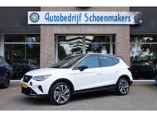 Seat Arona 1.0 TSI Xperience CAMERA DAB LEER/ALCANTARA CARPLAY SFEERVERLICHTING CRUISE 18"LMV PARK-ASSIST STUURFLIPPERS DUO-TONE