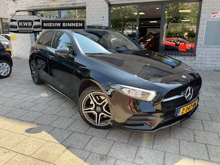 Mercedes-Benz A-klasse 250 e Amg Pano Burmester Cam Led