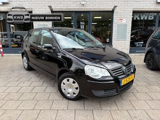 Volkswagen Polo 1.2 5Deurs Airco Nieuwe apk Facelift Zwart